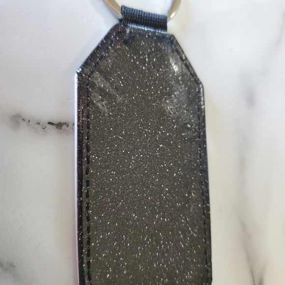 Dear Ocean Keychain - Picture 6 of 7